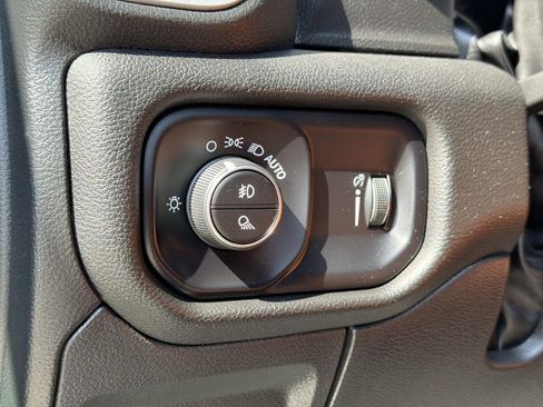 Used 2023 RAM 1500 Big Horn AWD/4WD image 22