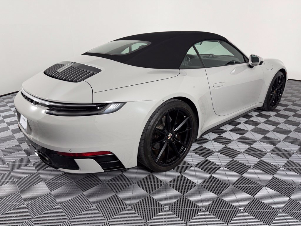 Certified 2024 Porsche 911 Carrera RWD image 11