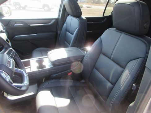 New 2026 GMC Acadia Elevation w/ Black Edition image 13