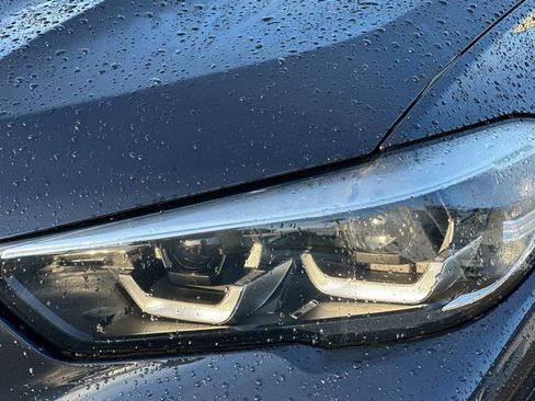 Used 2023 BMW X5 xDrive45e w/ M Sport Package image 10