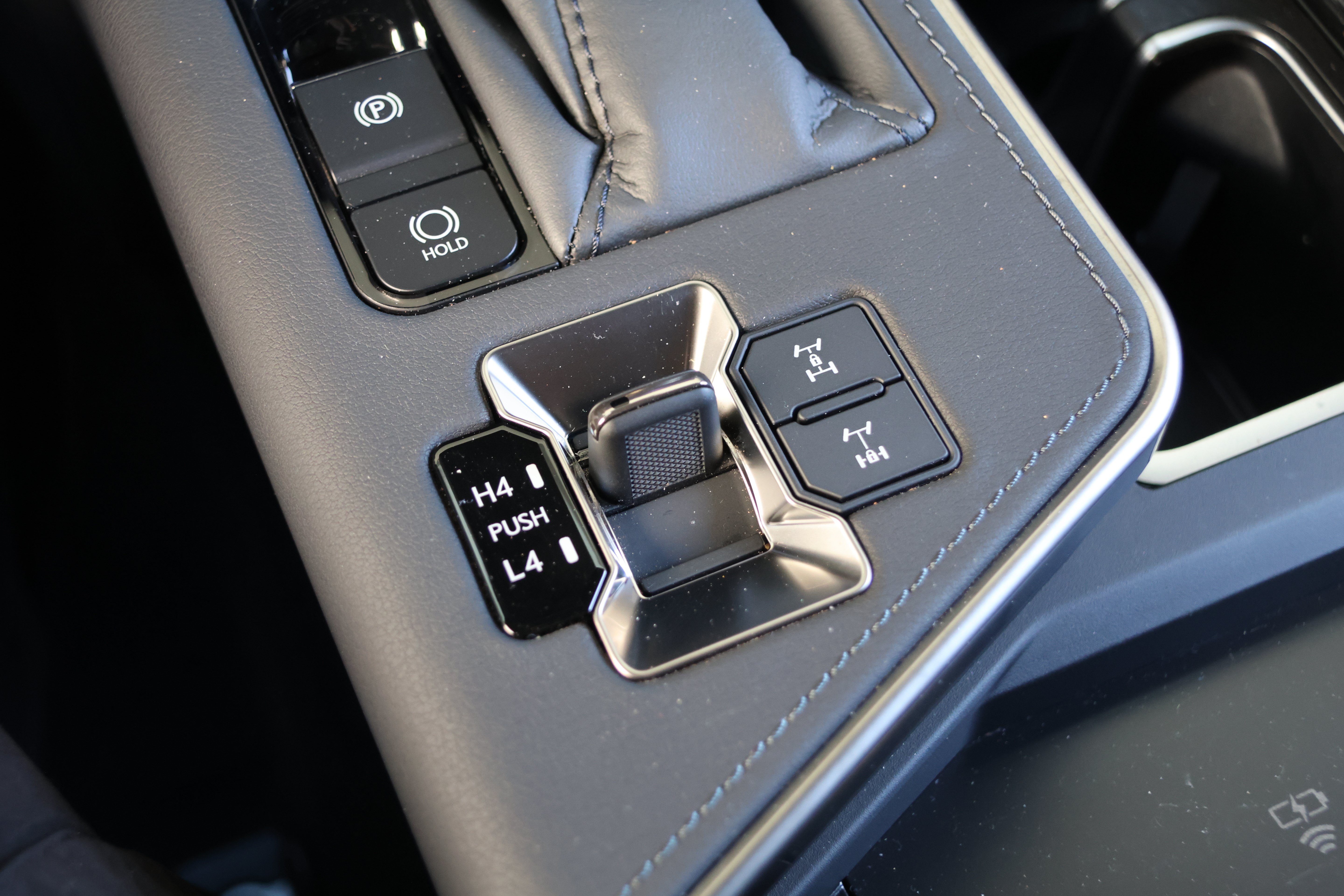 Certified 2025 Lexus GX 550 AWD/4WD image 28