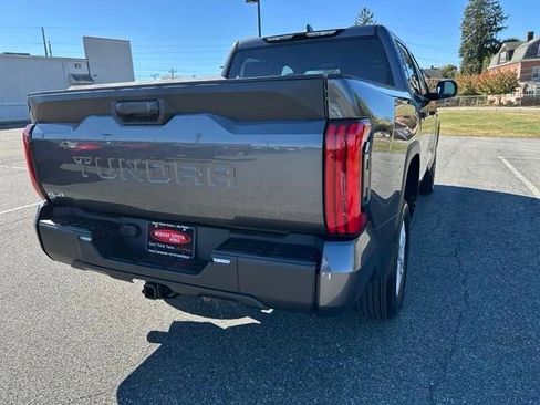 New 2025 Toyota Tundra SR5 image 5