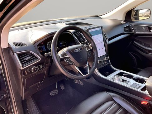 Used 2024 Ford Edge SEL w/ Convenience Package image 20
