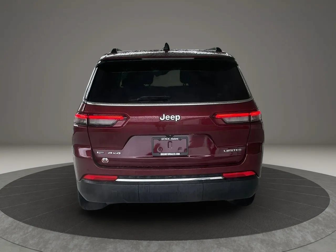 Used 2021 Jeep Grand Cherokee L Limited AWD/4WD image 4