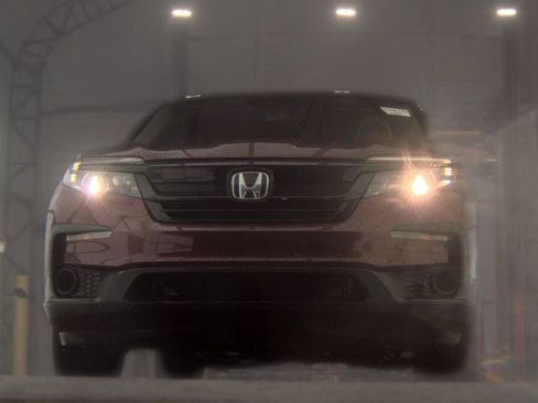 Used 2022 Honda Pilot Special Edition image 3