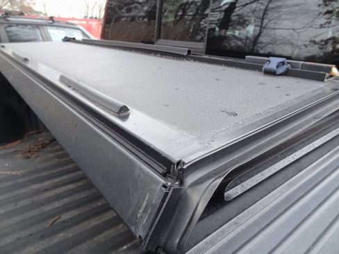 Used 2016 Ford F250 Lariat w/ Lariat Ultimate Package image 9