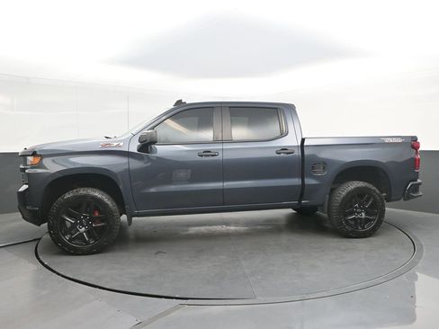 Used 2021 Chevrolet Silverado 1500 Custom Trail Boss w/ Safety Confidence Package AWD/4WD image 2
