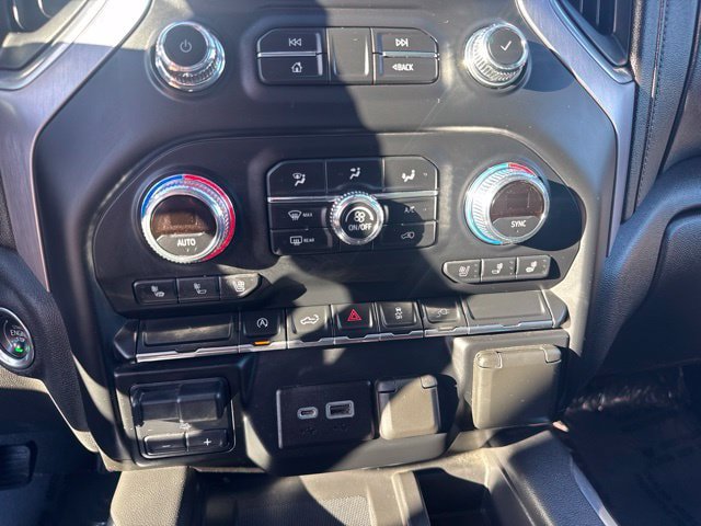Used 2019 GMC Sierra 1500 SLT w/ SLT Convenience Package AWD/4WD image 25