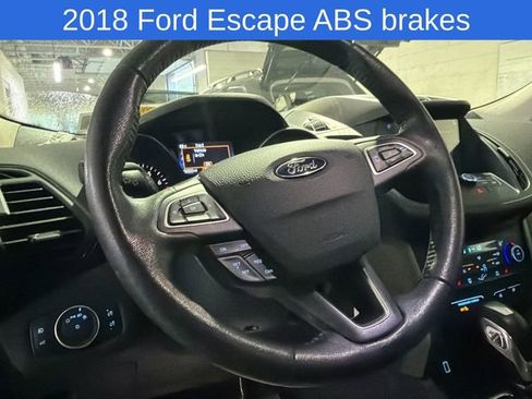 Used 2018 Ford Escape SEL AWD/4WD image 17
