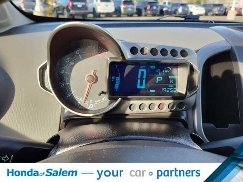 Used 2016 Chevrolet Sonic LT w/ Fun and Sun Package image 17