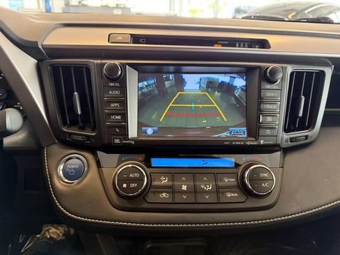 Used 2018 Toyota RAV4 Limited w/ Advanced Technology Package AWD/4WD image 15