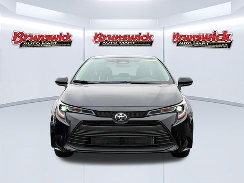 New 2026 Toyota Corolla LE image 2