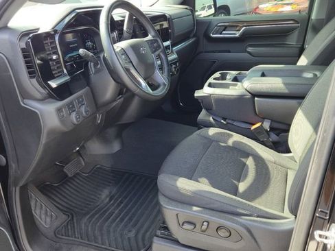 Used 2023 Chevrolet Silverado 1500 RST image 10