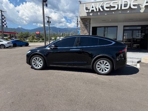 Used 2018 Tesla Model X 75D AWD/4WD image 6