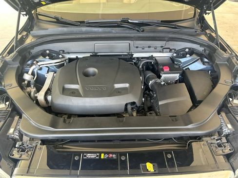 Used 2021 Volvo XC60 T5 Inscription w/ Protection Package Premier AWD/4WD image 13