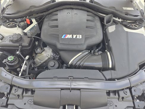 Used 2010 BMW M3 Convertible RWD image 30