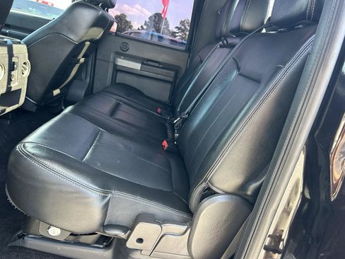 Used 2013 Ford F250 Lariat w/ Lariat Interior Pkg AWD/4WD image 13