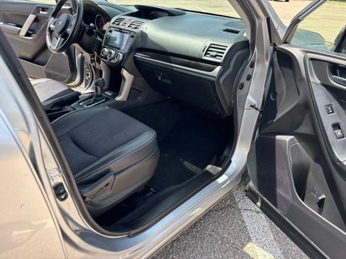 Used 2018 Subaru Forester 2.5i Premium AWD/4WD image 23