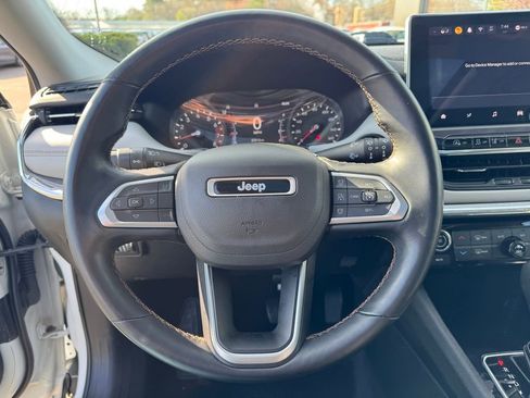 Used 2022 Jeep Compass Limited w/ Sun and Sound Group AWD/4WD image 24