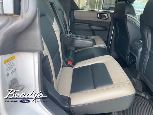 Used 2024 Ford Bronco Wildtrak image 16