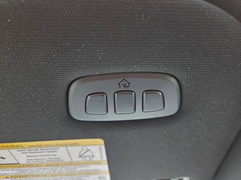 Used 2023 Ford F150 Platinum w/ FX4 Off-Road Package image 33