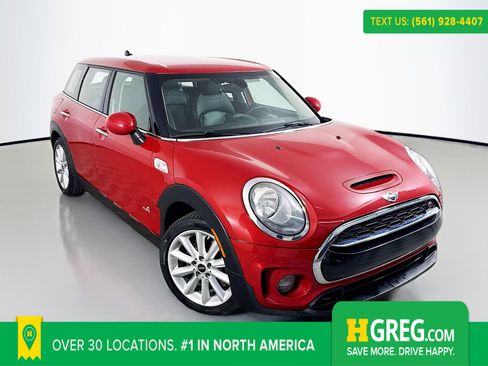 Used 2017 MINI Cooper Clubman S image 1