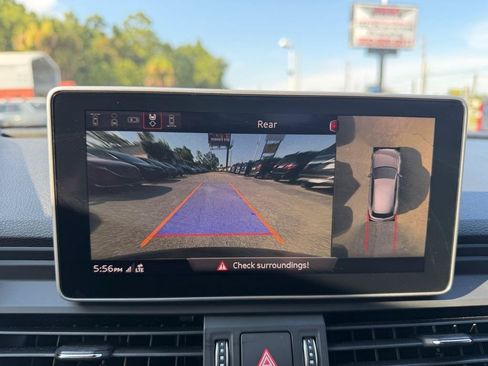 Used 2019 Audi Q5 Prestige w/ Prestige Package AWD/4WD image 17