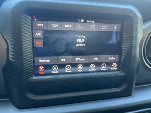 Used 2023 Jeep Gladiator Sport AWD/4WD image 20