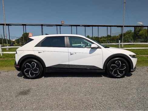 Used 2024 Hyundai Ioniq 5 SEL AWD/4WD image 4