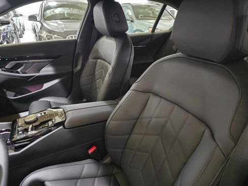 New 2026 BMW 530i xDrive AWD/4WD image 22