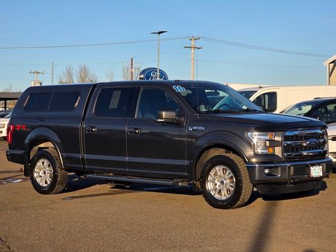 Used 2016 Ford F150 Lariat w/ Equipment Group 501A Mid image 28