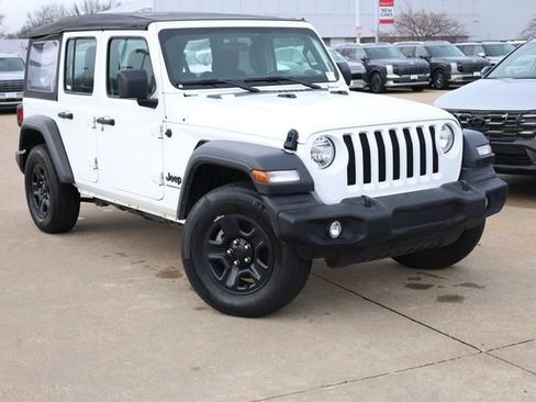 Used 2023 Jeep Wrangler Unlimited Sport AWD/4WD image 2
