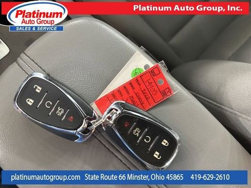 Used 2022 Chevrolet Malibu LT FWD image 56