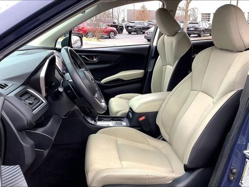 Used 2023 Subaru Ascent Premium w/ Convenience Package image 28