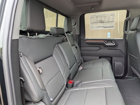 New 2026 GMC Sierra 3500 Denali w/ Denali Reserve Package AWD/4WD image 31