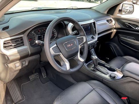 Used 2017 GMC Acadia SLT image 16