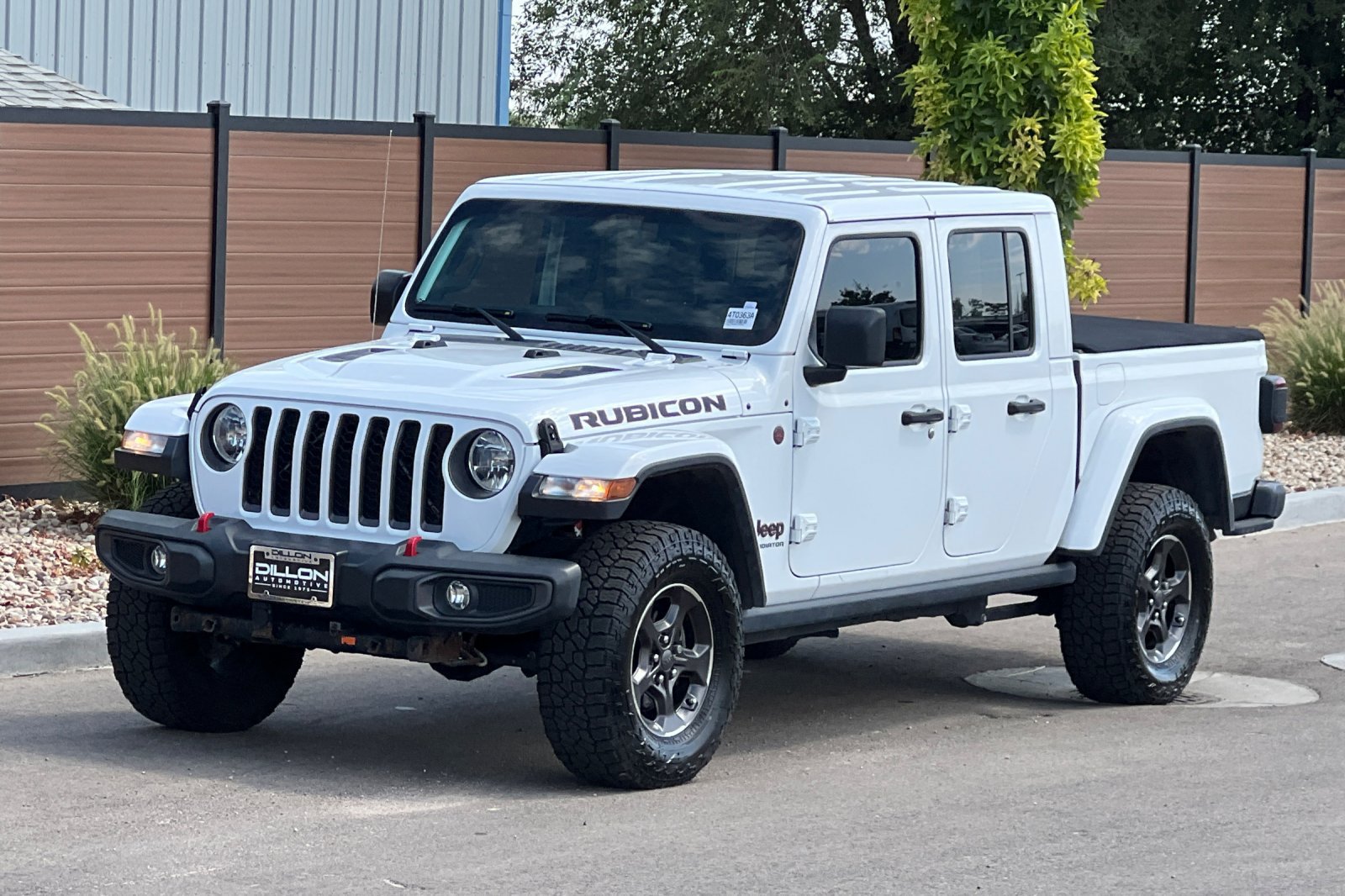 Used 2021 Jeep Gladiator Rubicon AWD/4WD image 11