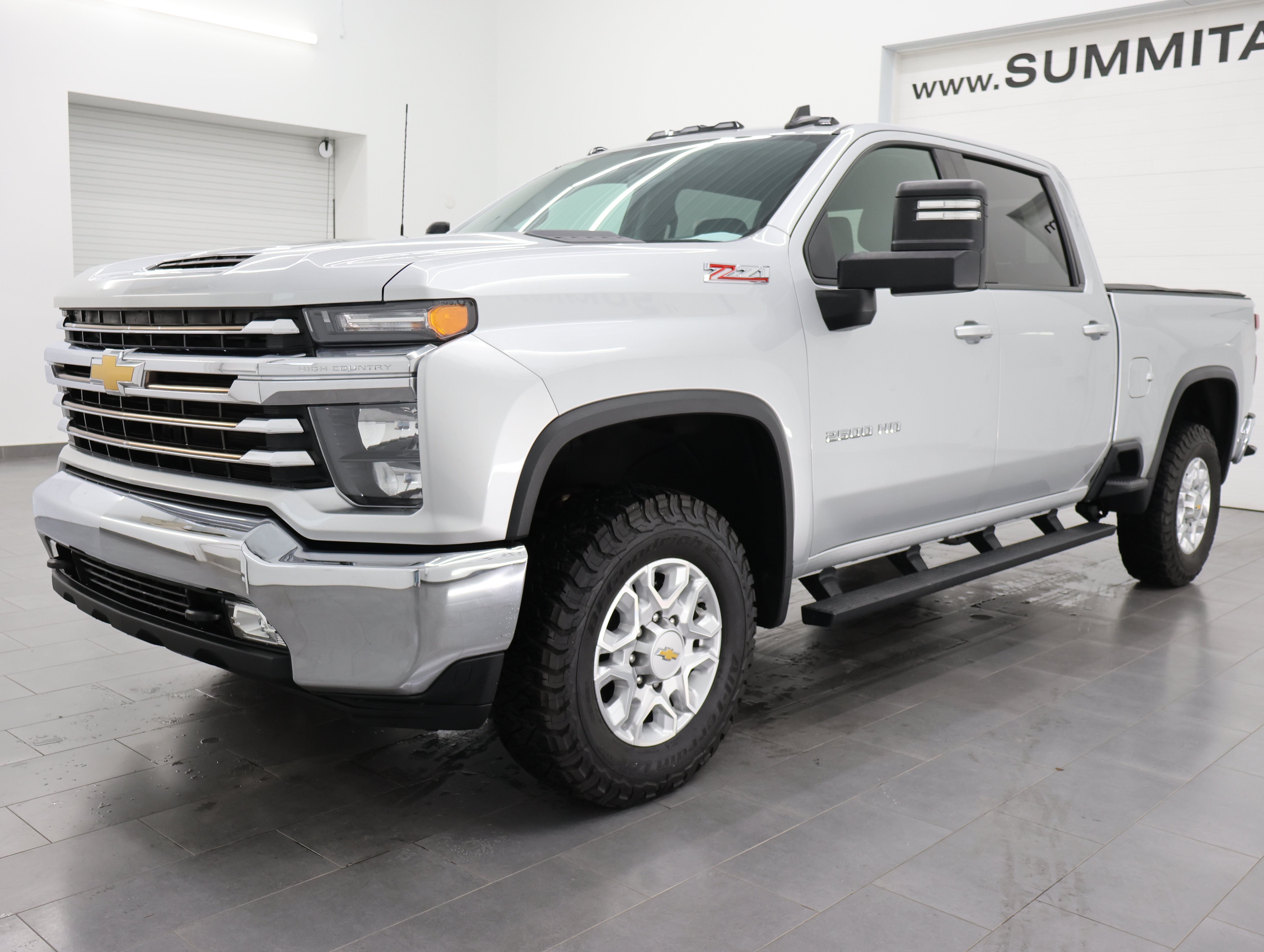 Used 2022 Chevrolet Silverado 2500 LT w/ Convenience Package AWD/4WD image 7