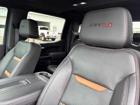 Certified 2021 GMC Sierra 1500 AT4 w/ AT4 Premium Package AWD/4WD image 26