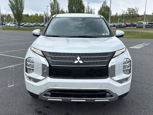 Used 2022 Mitsubishi Outlander SE AWD/4WD image 15