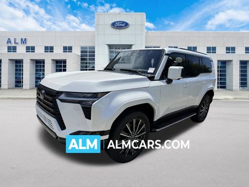 Used 2026 Lexus GX 550 w/ Accessory Package (2T) AWD/4WD image 1