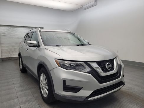 Used 2017 Nissan Rogue SV image 14