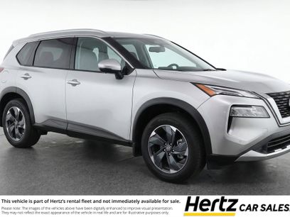 Used 2025 Nissan Rogue SV