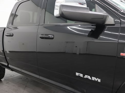 Used 2022 RAM 2500 Laramie AWD/4WD image 25