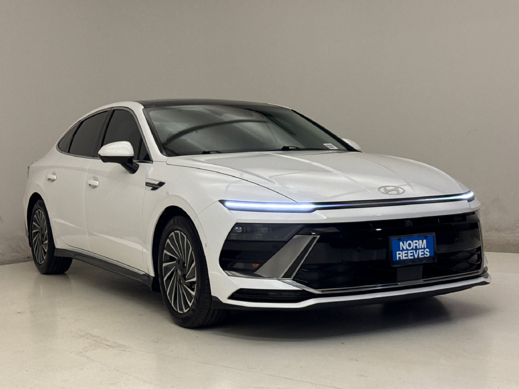 Used 2025 Hyundai Sonata Limited FWD image 4