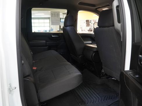 Used 2022 Chevrolet Silverado 2500 Custom w/ Custom Value Package AWD/4WD image 19