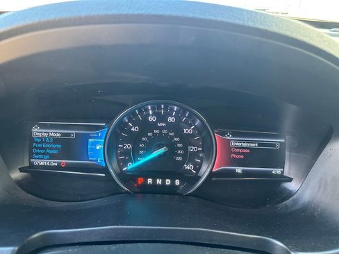 Used 2019 Ford Explorer XLT w/ Equipment Group 201A image 16