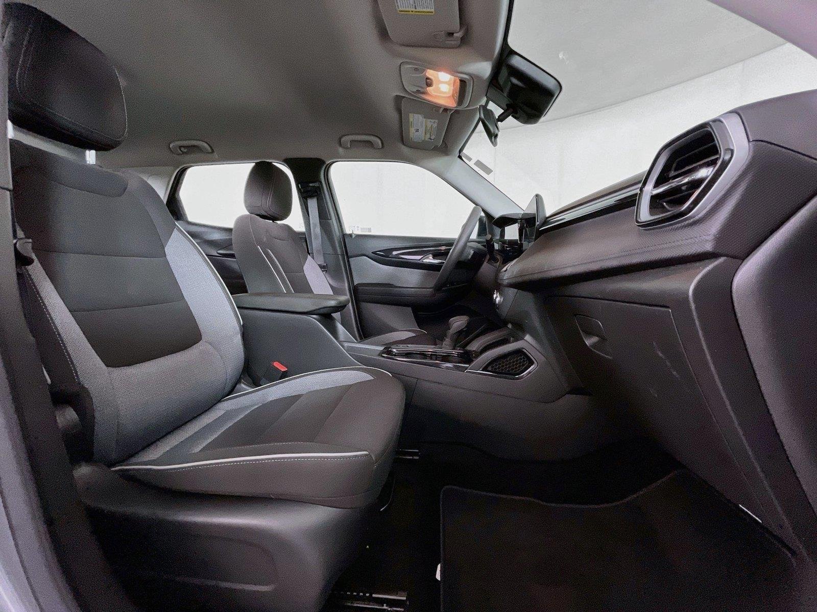 Used 2024 Chevrolet TrailBlazer LS w/ LS Confidence Package FWD image 28