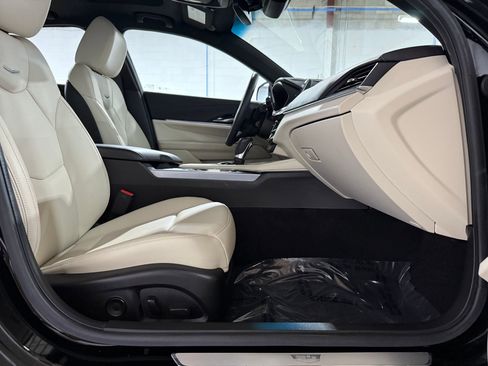 Certified 2022 Cadillac CT4 Premium Luxury w/ Technology Package image 45