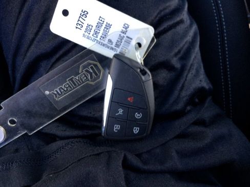 New 2025 Chevrolet Traverse LT w/ Enhanced Driving Package image 39